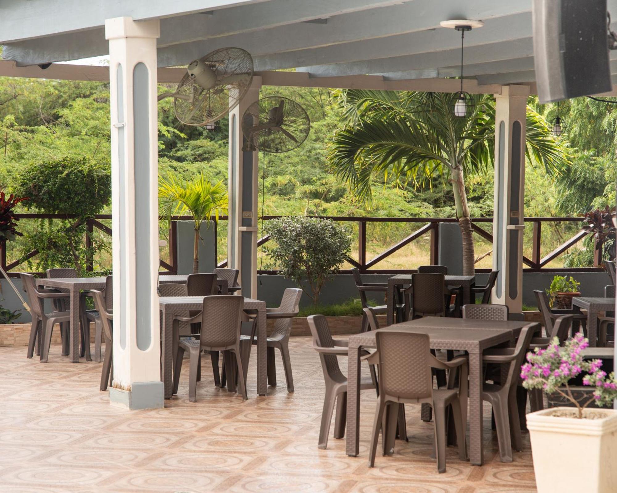Hotel El Barco Compostela de Azua Εξωτερικό φωτογραφία